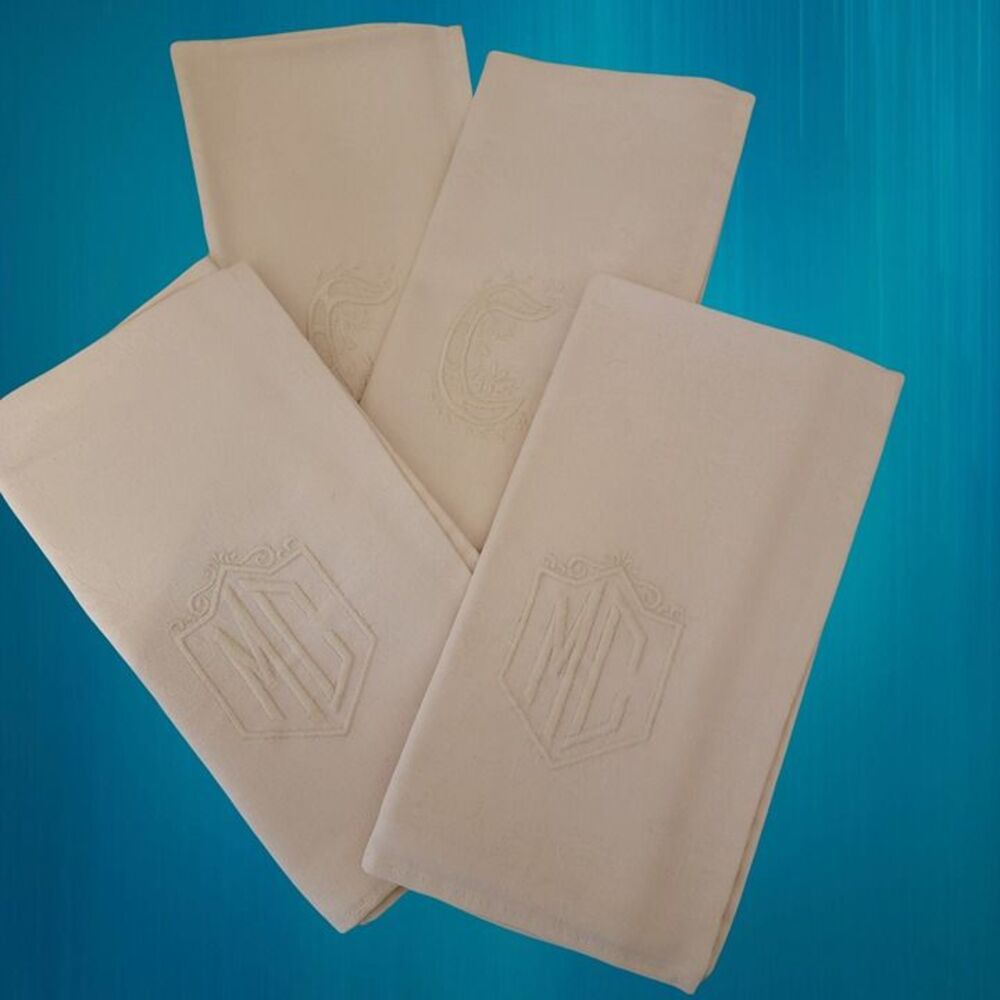 Set of 4 Beige Linen Look Cloth Napkins Like New MC and C